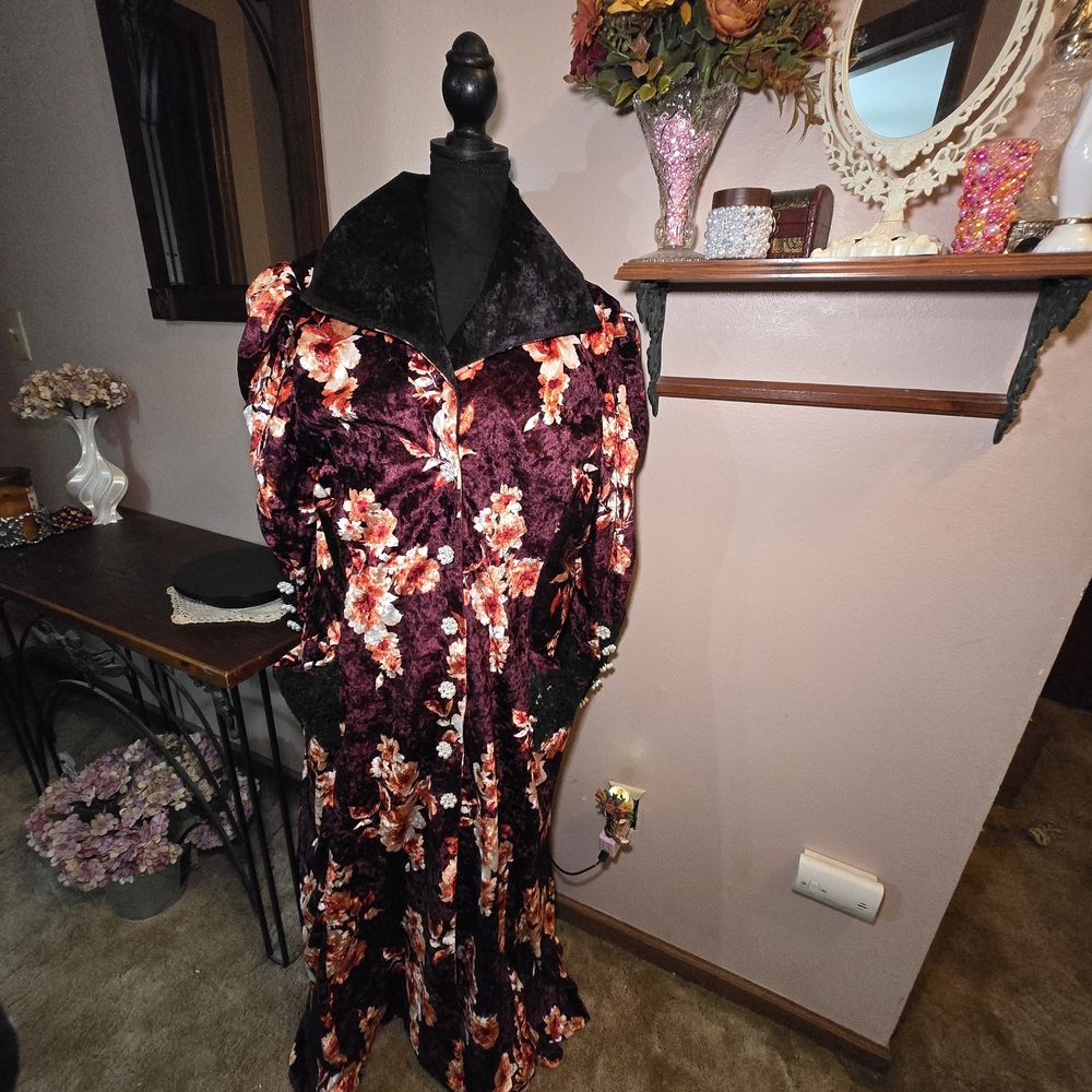 Burgundy Floral Velvet Duster with Black Collar